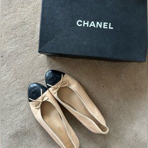 Chanel classic ballet flats size 40